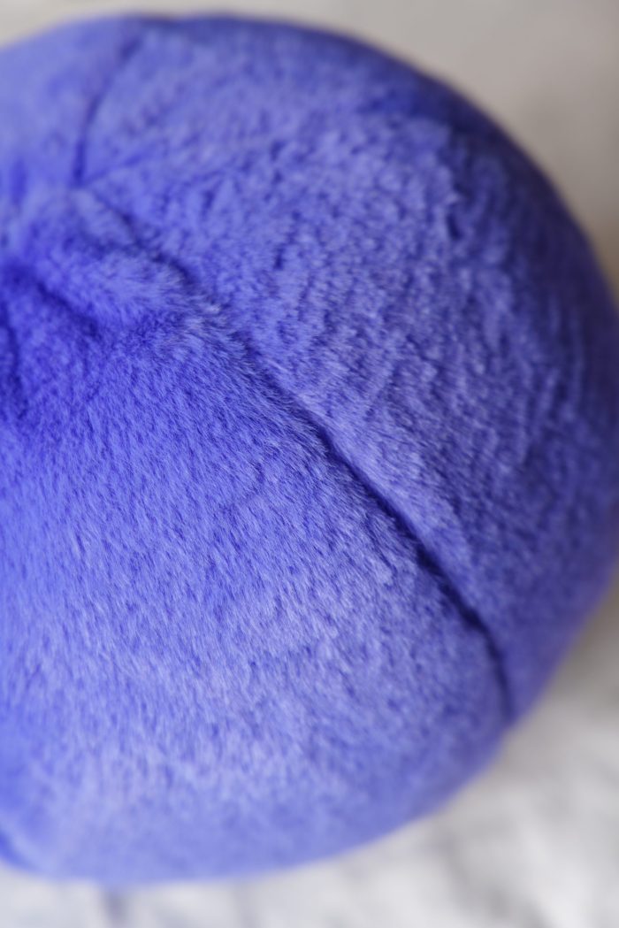 Peluş Top Yastık Mor - Görsel 2