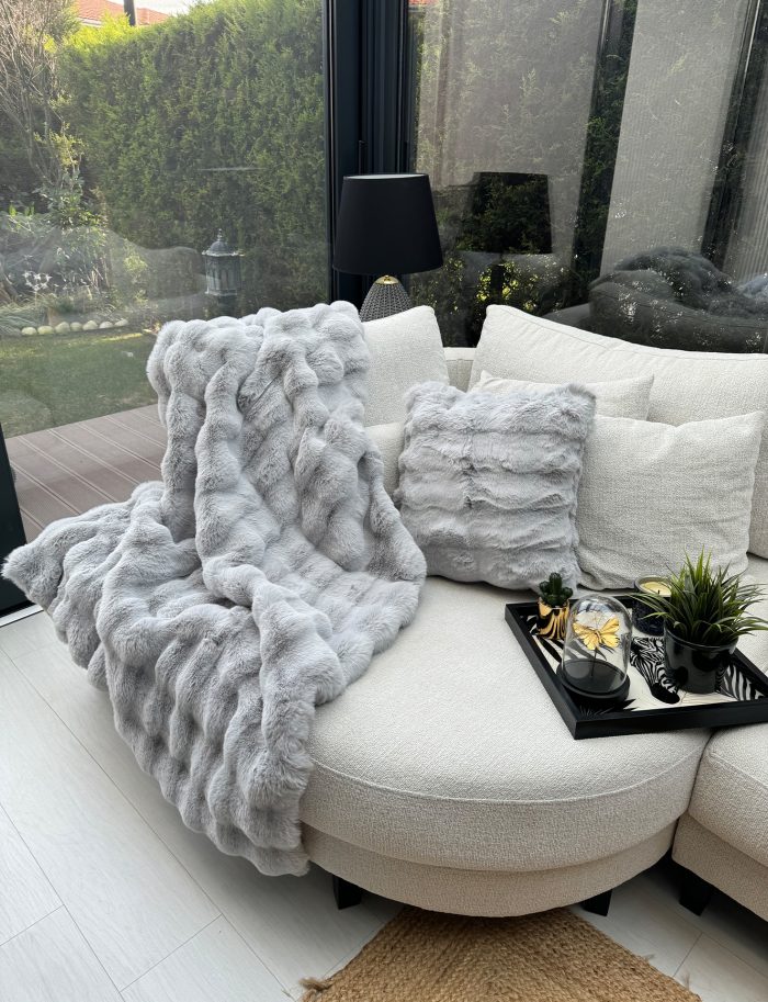 Peluş Koltuk Şalı Pofuduk Koltuk Örtüsü Bubble Koltuk Örtüsü 150 X 100 Cm
