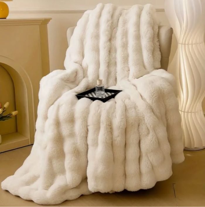 Peluş Koltuk Şalı Pofuduk Koltuk Örtüsü Bubble Koltuk Örtüsü 200 x 75 cm - Görsel 4