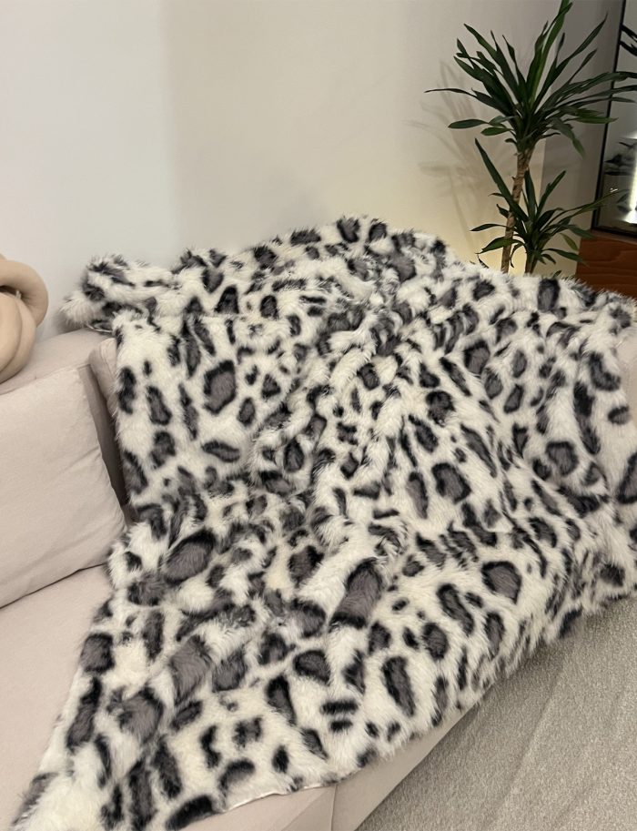 Peluş Örtü Kaymaz Koltuk Örtüsü Leopar Desenli Koltuk Örtüsü 200 X 75 Cm - Görsel 6