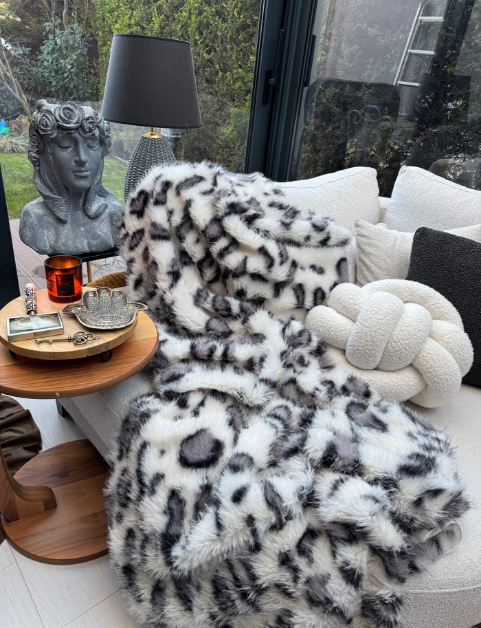 Peluş Örtü Kaymaz Koltuk Örtüsü Leopar Desenli Koltuk Örtüsü 200 X 75 Cm - Görsel 3