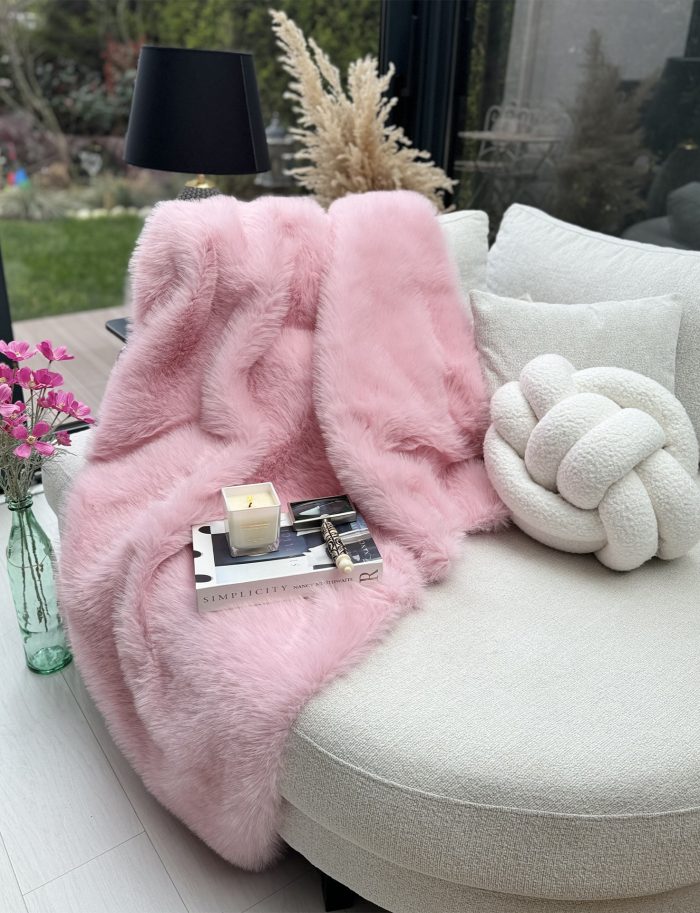 Peluş Örtü Kaymaz Koltuk Örtüsü Lolita Peluş Koltuk Örtüsü 200 X 150 - Görsel 3
