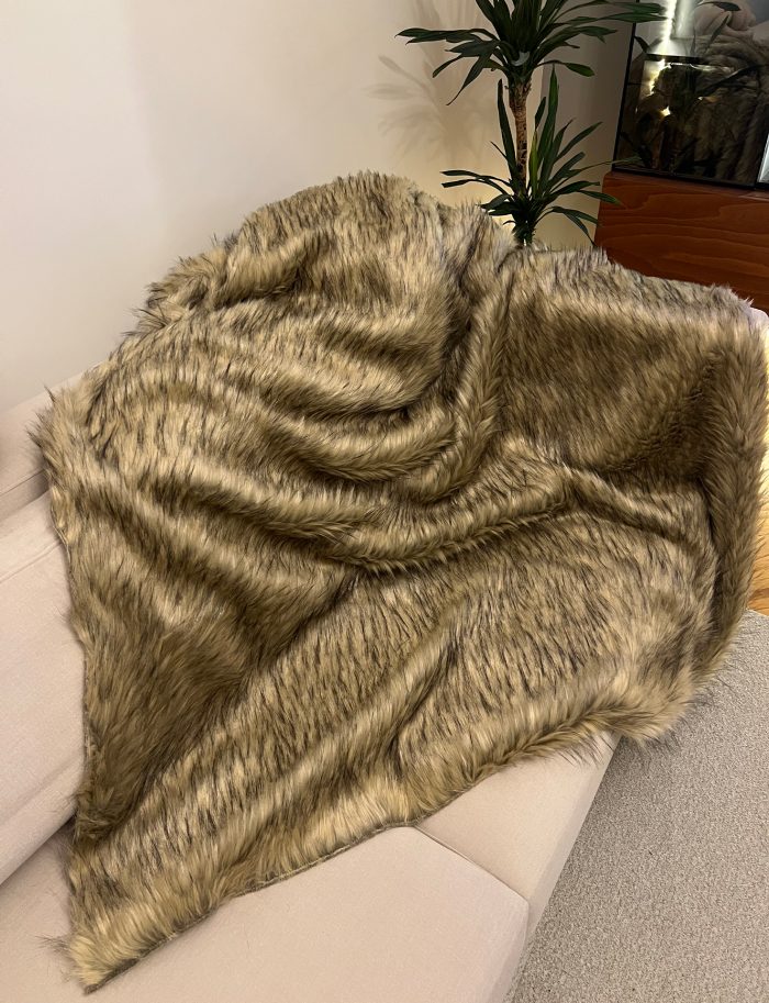 Peluş Koltuk Şalı Uzun Tüylü Peluş Koltuk Örtüsü Tibet Koltuk Örtüsü 200x150 Cm - Görsel 5