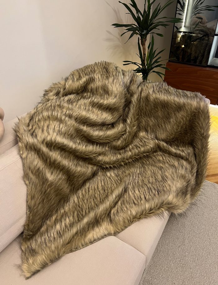 Peluş Koltuk Şalı Uzun Tüylü Peluş Koltuk Örtüsü Tibet Koltuk Örtüsü 200x150 Cm - Görsel 4